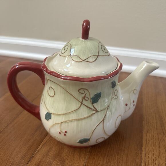 Vintage Pfaltzgraff Pepperberry Holiday Tea Pot & Dessert Plates Hand Painted - Picture 3 of 12